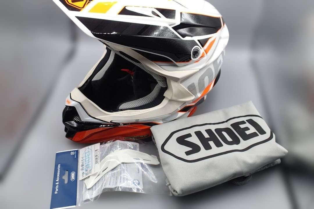 SHOEI VFX-WR　ALLEGIANT　TC-8　Mサイズ