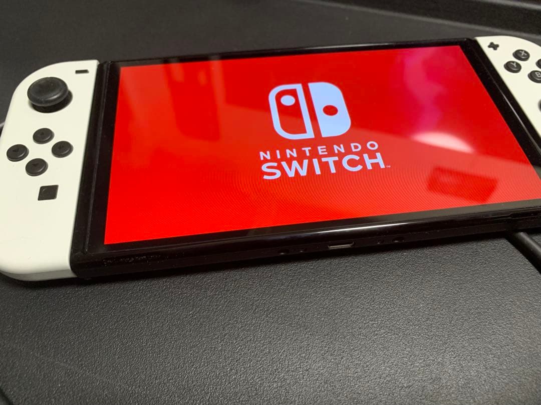 【美品】Nintendo Switch 有機ELモデル ホワイト