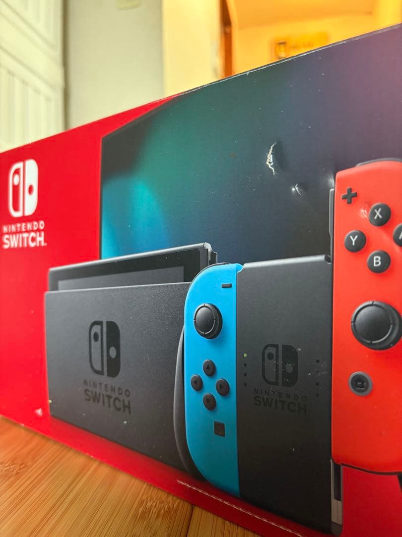 Nintendo Switch(通常モデル) 本体 ネオンブルー/ネオンレッド