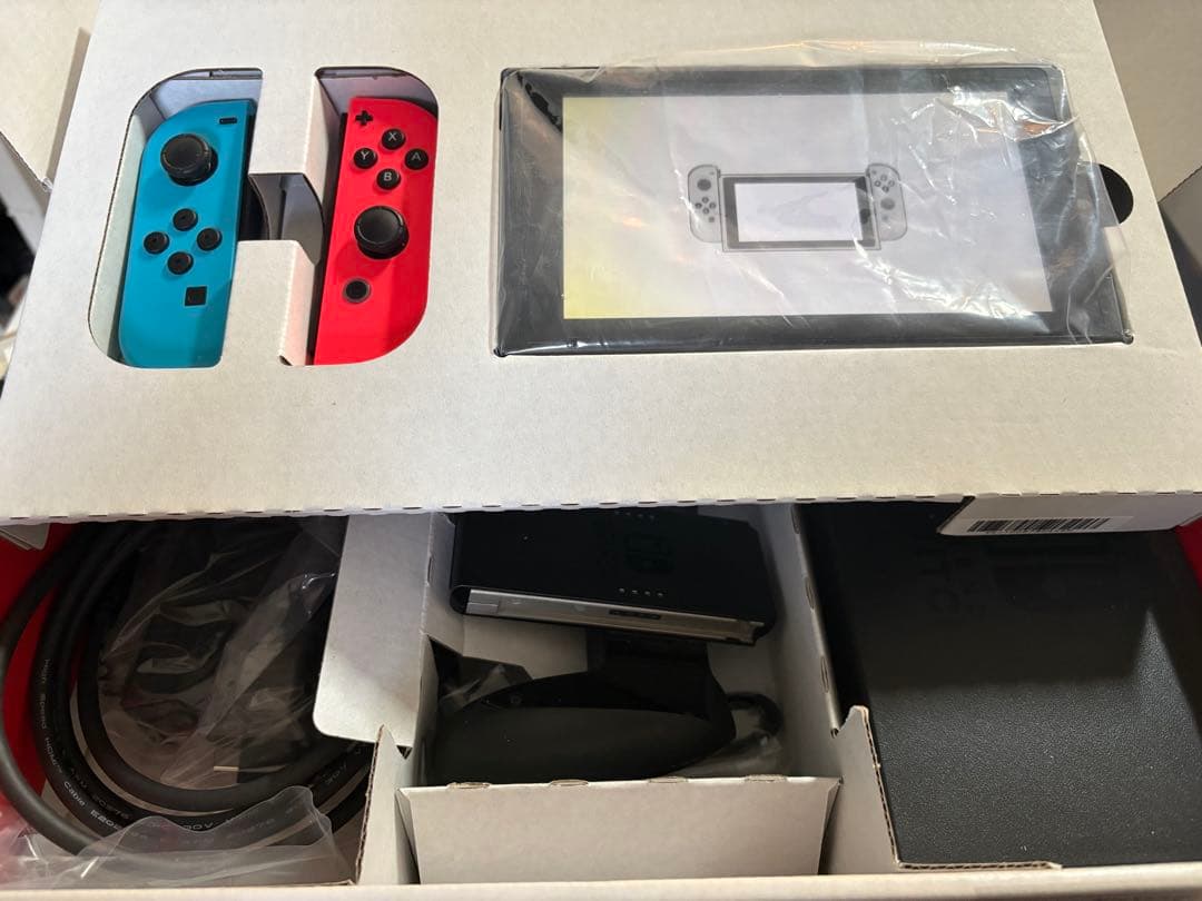 Nintendo Switch(通常モデル) 本体 ネオンブルー/ネオンレッド