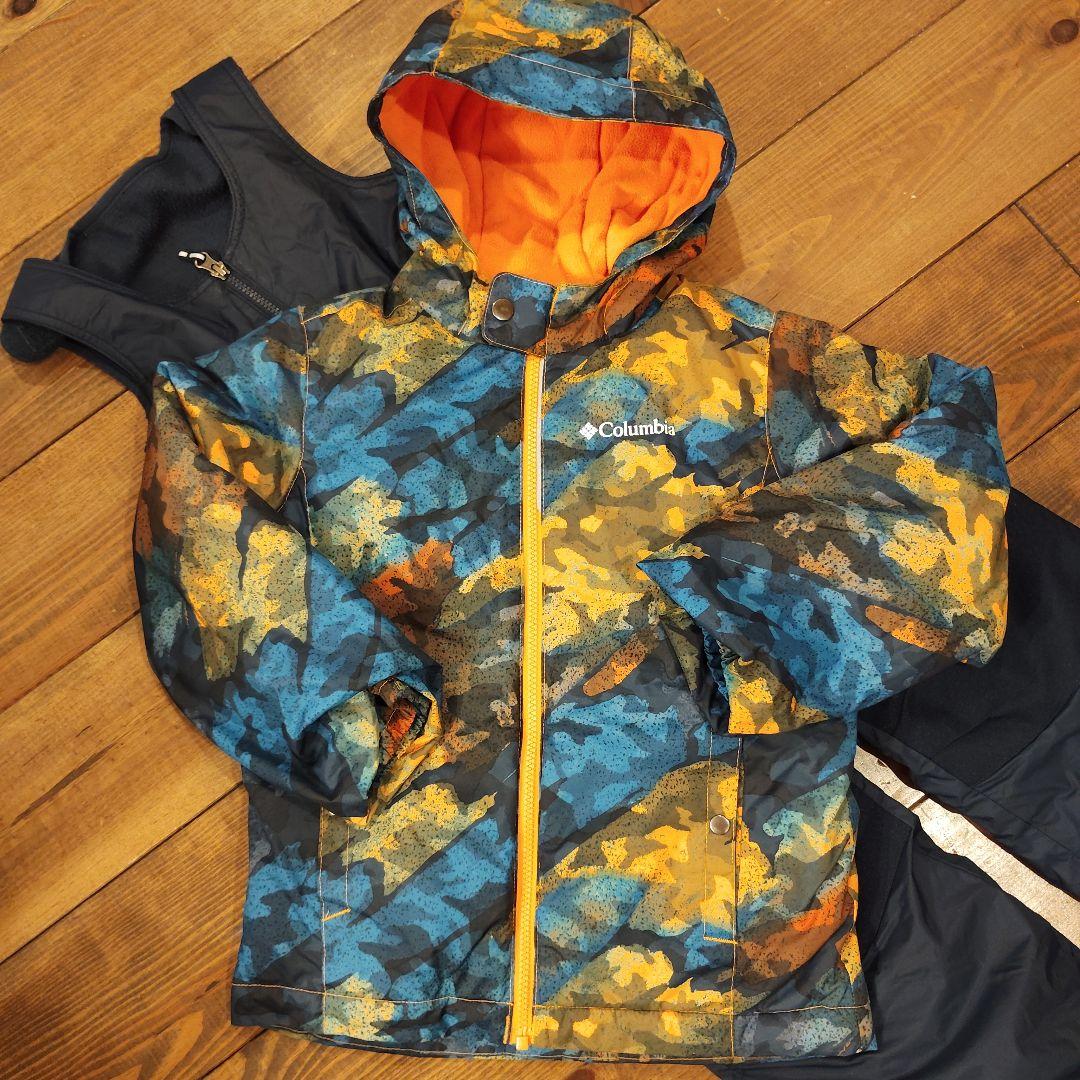 美品✨Columbia/コロンビア　スノーウエア上下キッズXS120 スノボ