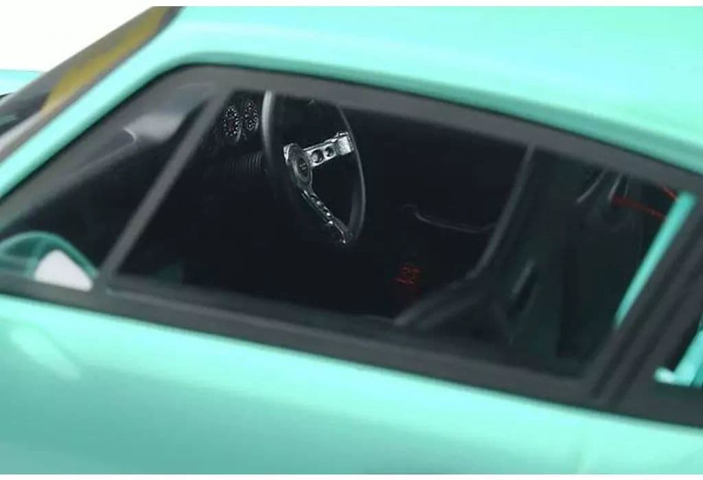 ミニカー 1/18 RWB Tiffany 2015