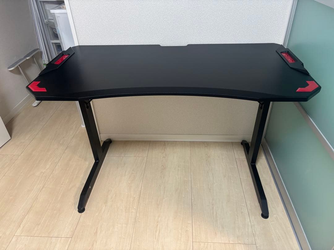 ニトリ　ゲーミングデスク　GM001 118BK/RE 幅118cm