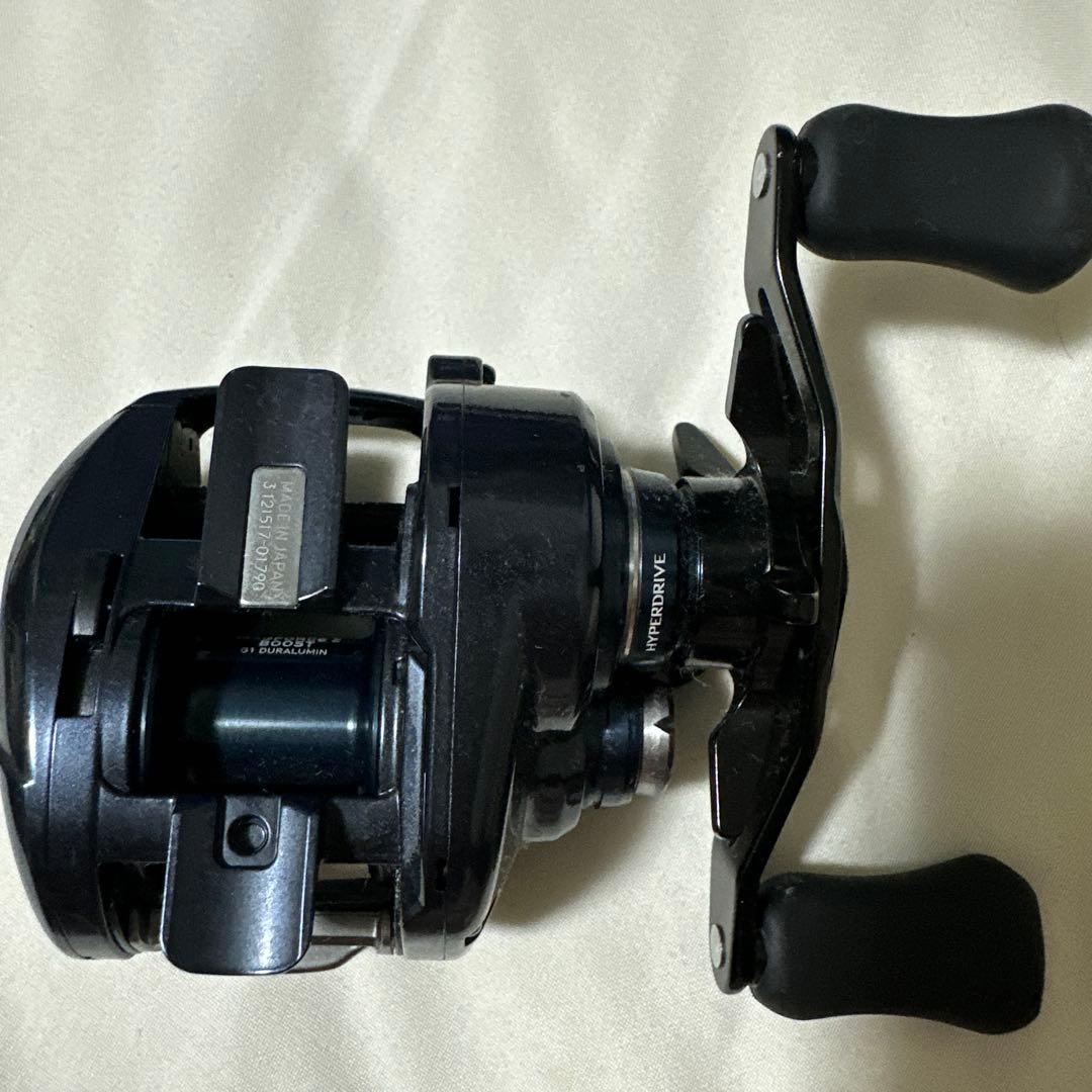 スティーズ A TW HLC 左ハンドル 7.1L