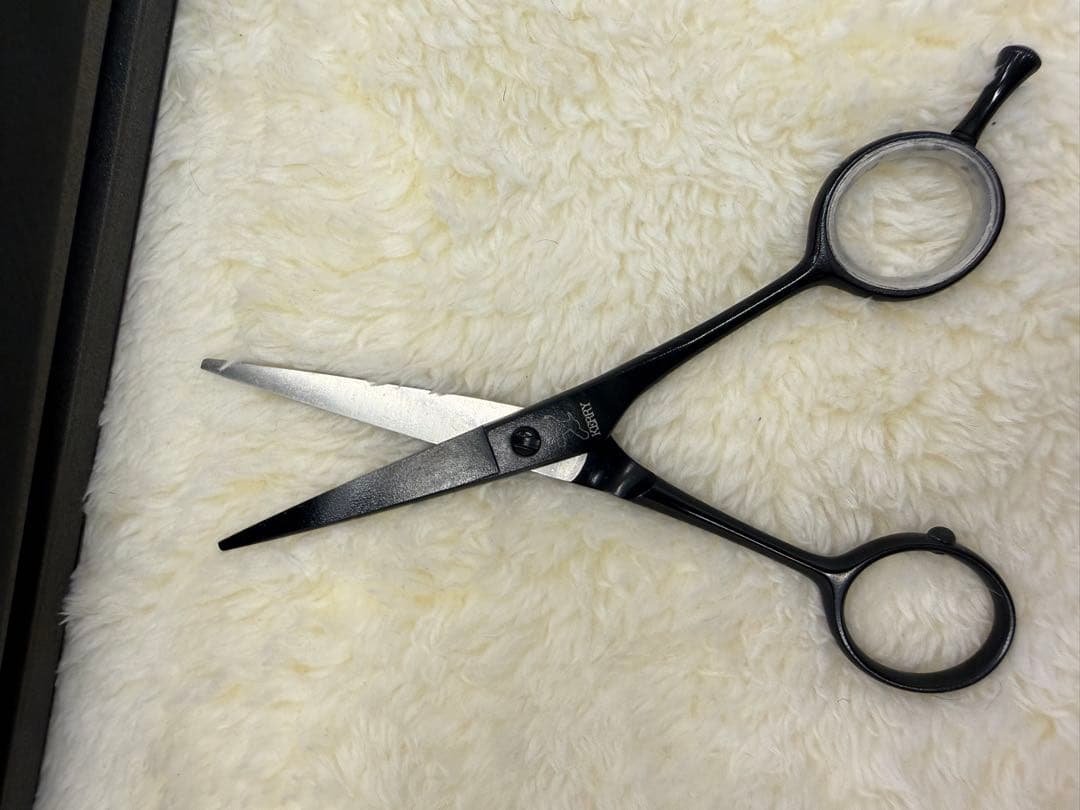 ほぼ新品 Kerry トリミングシザー ボブバサミ5.5インチ