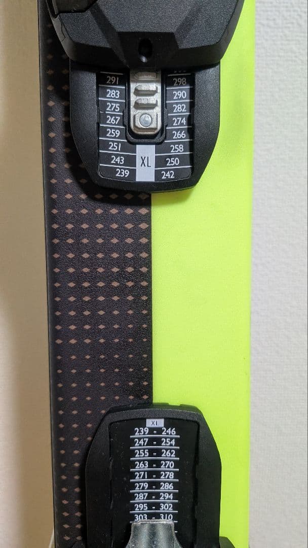 ✨12/4 12:00までお値下げ中✨HEAD　スキー板　130cm