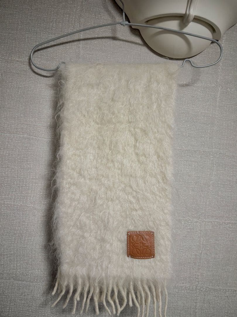 LOEWE アナグラム モヘアブレンド マフラー ホワイト