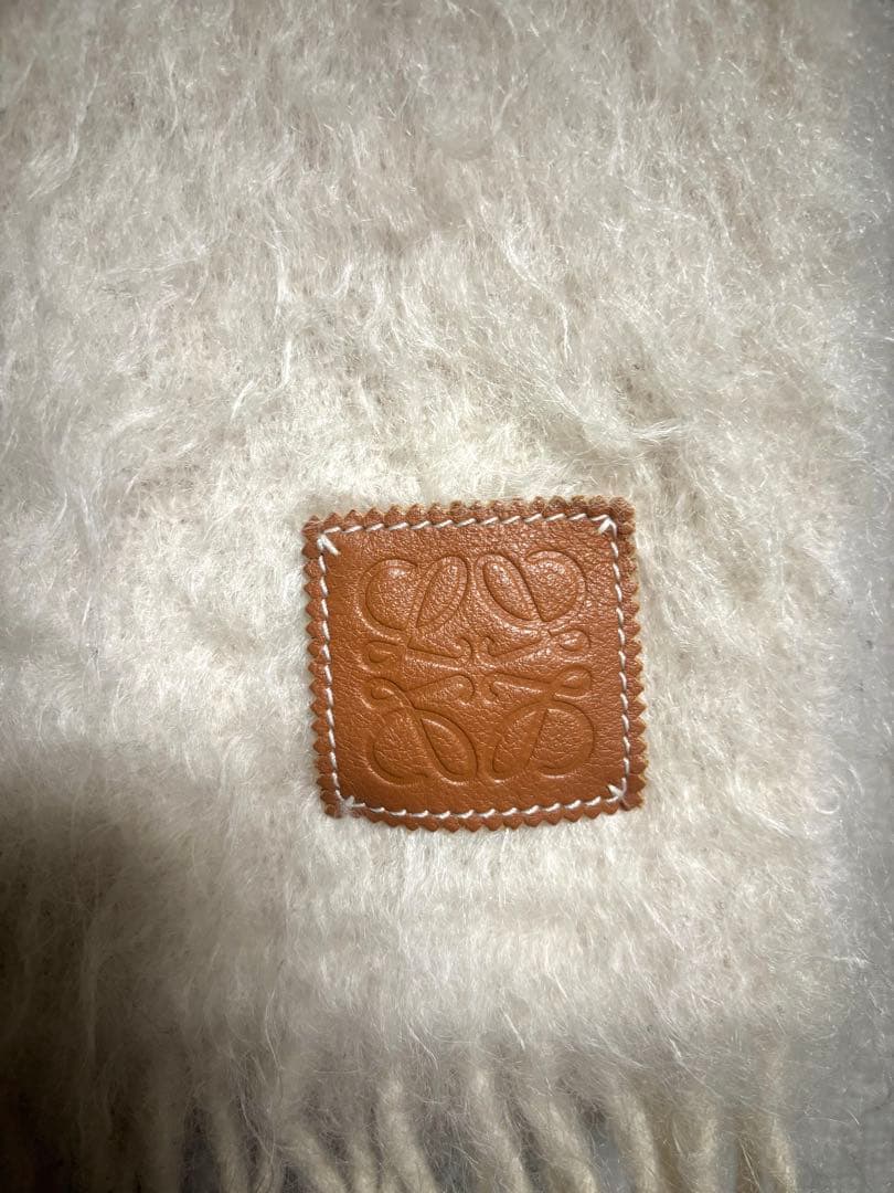 LOEWE アナグラム モヘアブレンド マフラー ホワイト