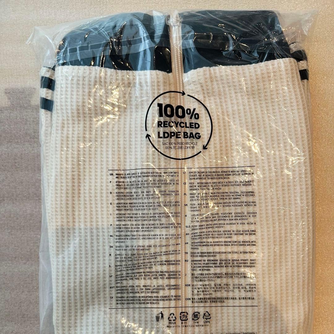 新品adidasアディダス ワッフルトラックジャケット M韓国限定