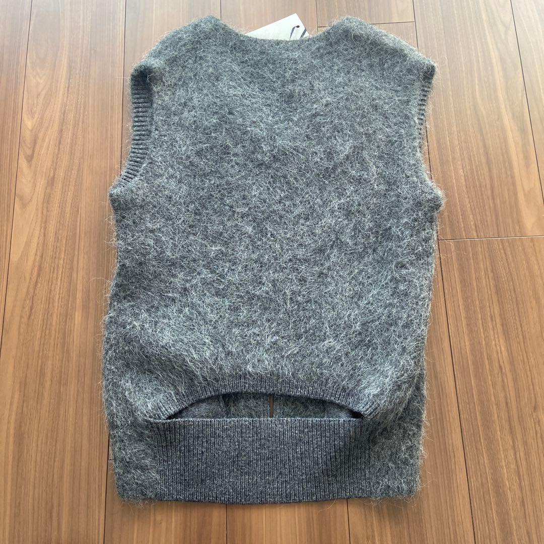 【美品】 ジュンミカミ グレー ニットベスト Vネック