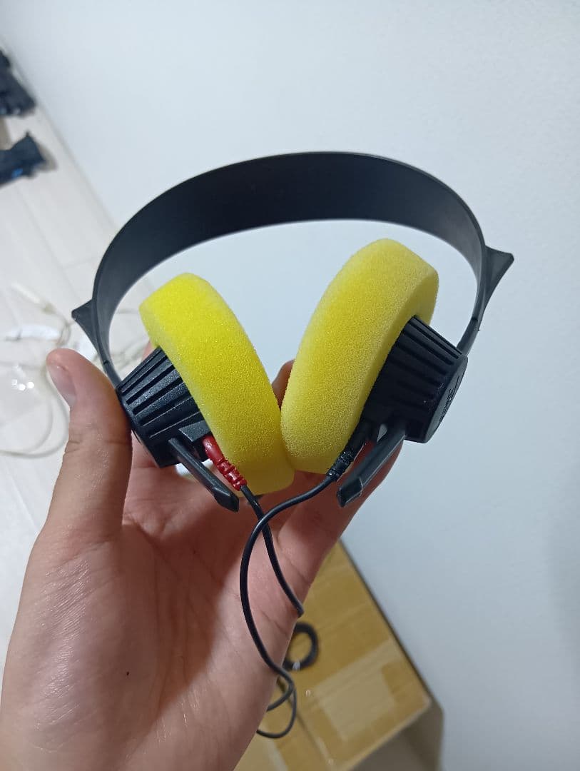 ヘッドホン Sennheiser HD414
