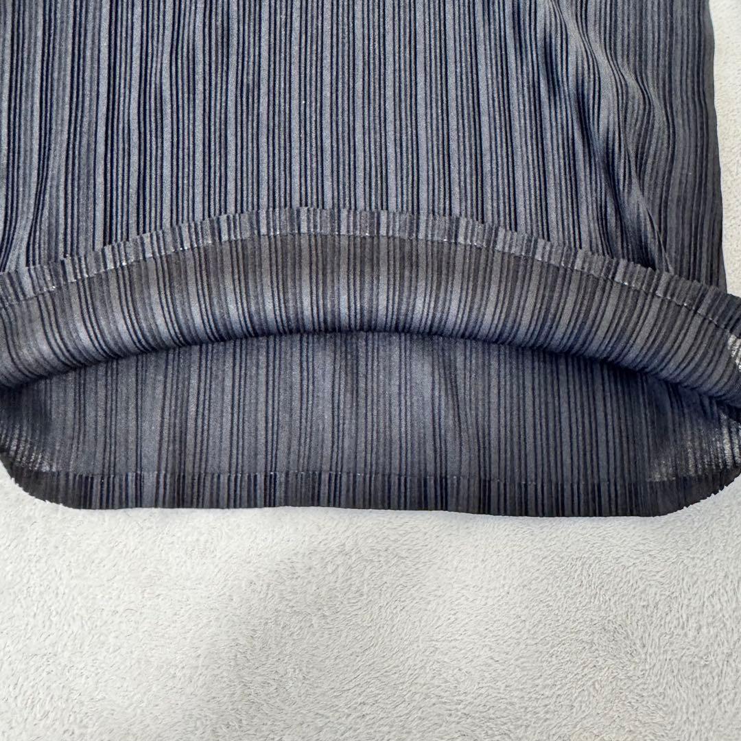 極美品✨PLEATS PLEASE ブラック　プリーツ　長袖　Lサイズ