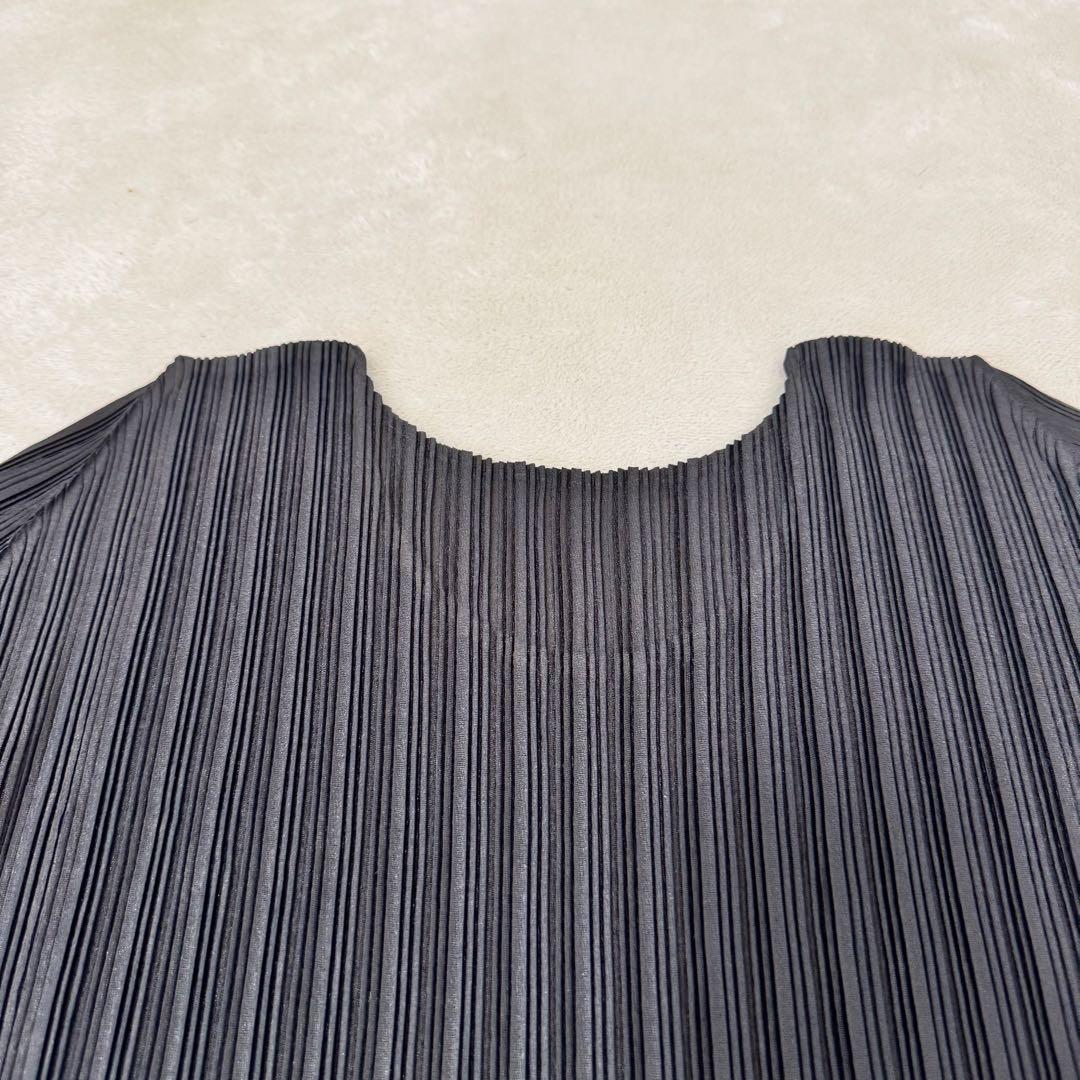 極美品✨PLEATS PLEASE ブラック　プリーツ　長袖　Lサイズ