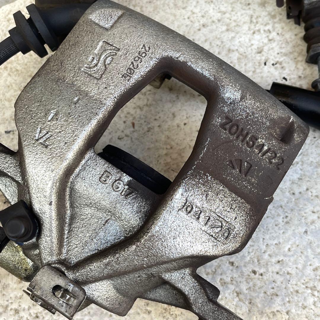 金太郎　アバルト595 純正 フロントブレーキ一式