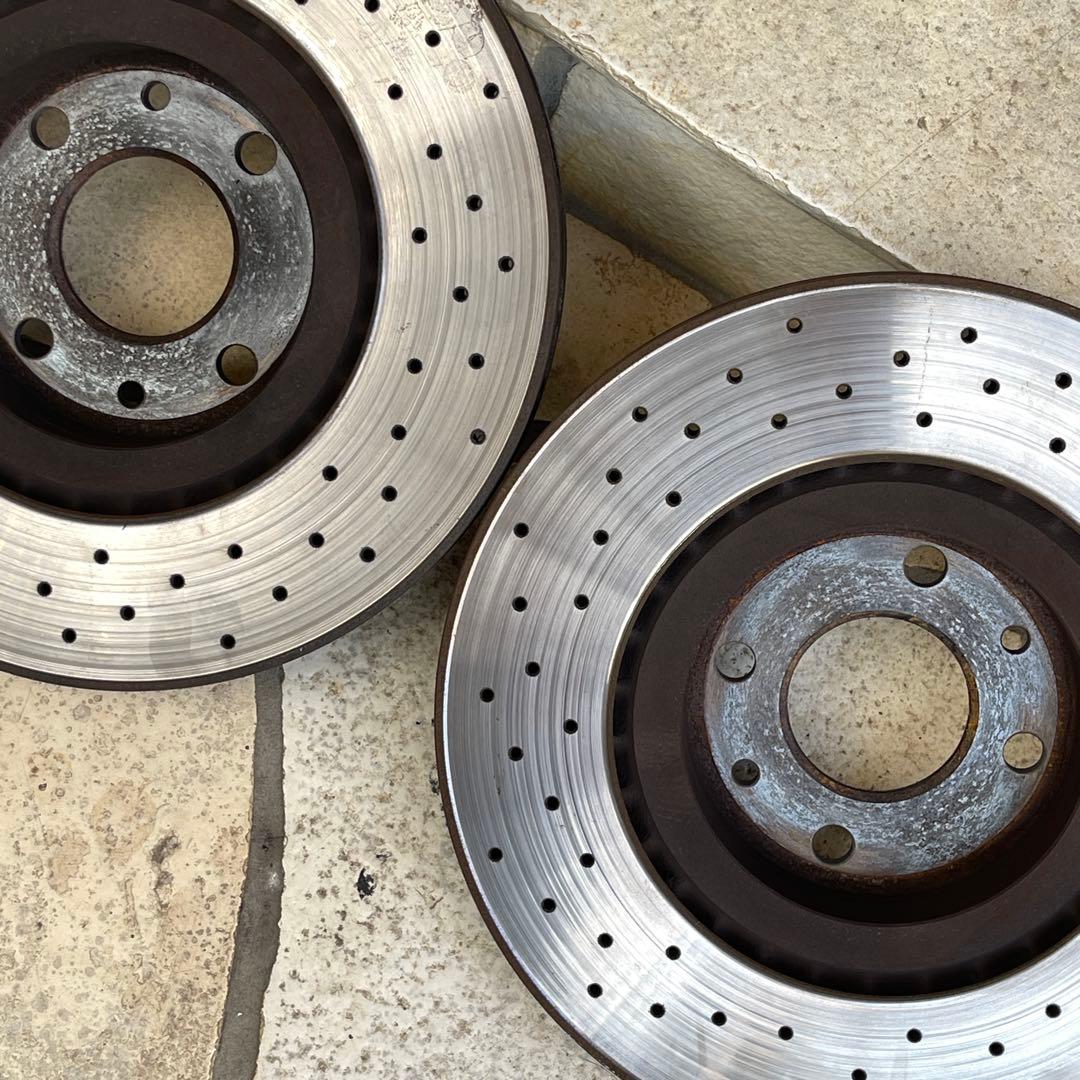 金太郎　アバルト595 純正 フロントブレーキ一式