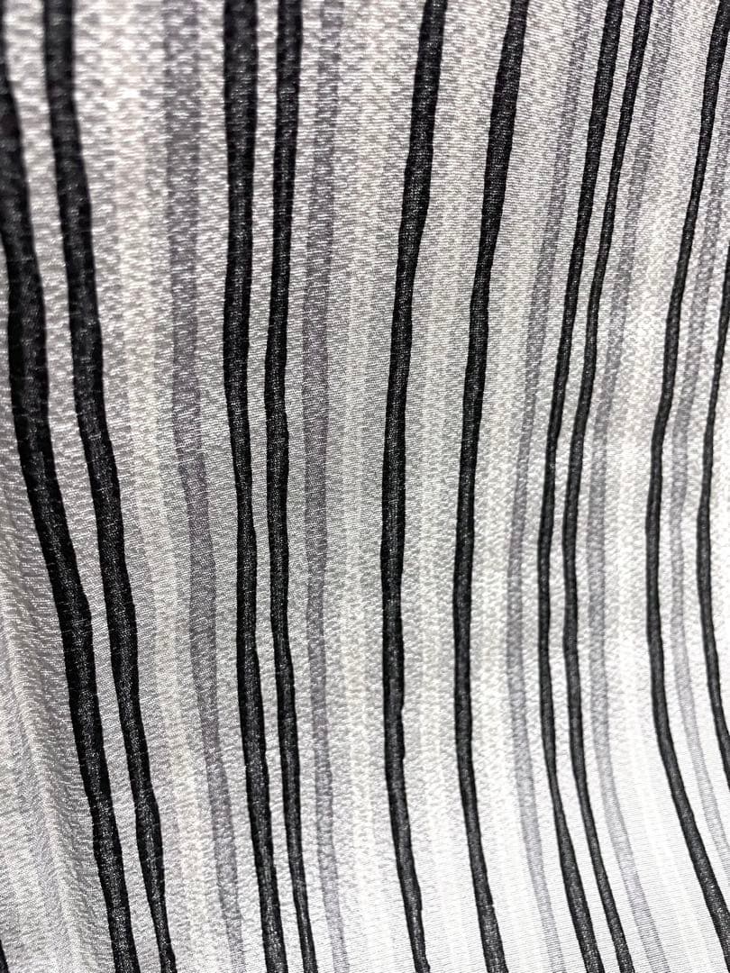 縞の染め グレー系 小紋