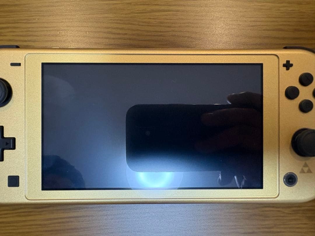 switchライト　本体　ハイラルエディション