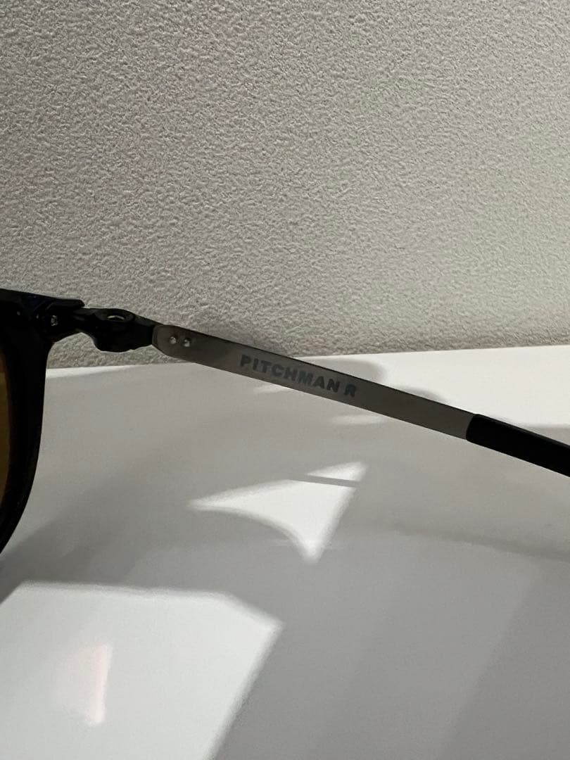 Oakley サングラス Pitchman R（PRIZMレンズ, ケース付き）