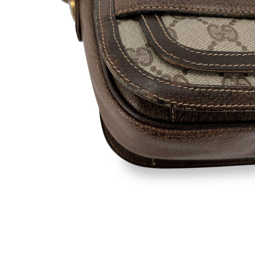 オールドグッチ　ショルダーバッグ　GGスプリーム　Gロゴ　ベージュ　PVCレザー