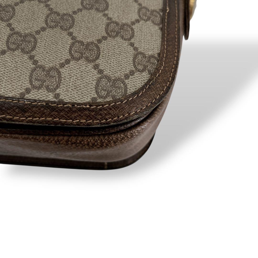 オールドグッチ　ショルダーバッグ　GGスプリーム　Gロゴ　ベージュ　PVCレザー