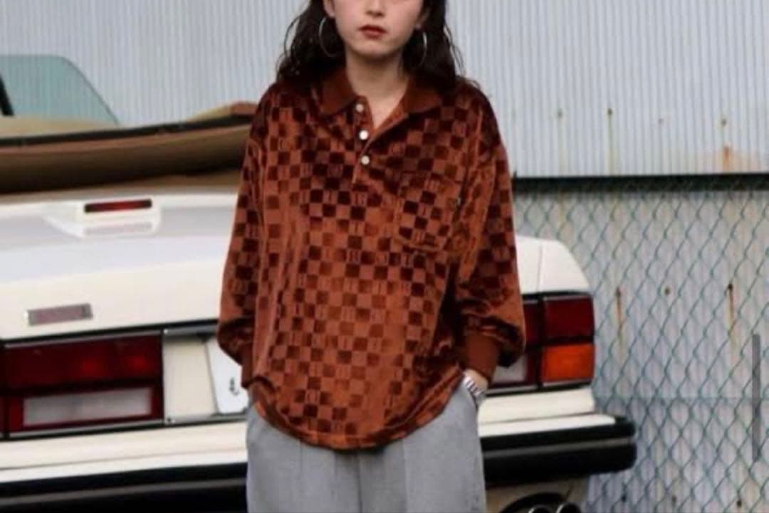 BOTT チェッカーボードベロアポロ 長袖 ブラウン