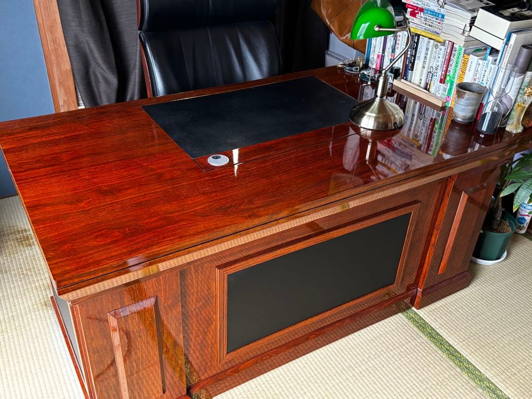 超高級 プレジデントデスク 鏡面塗装 エグゼクティブデスク （おまけつき）