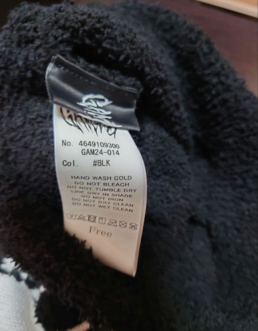 すん。 Gamchu【ガムチュ】ボクの角を隠してほしいお帽子 黒