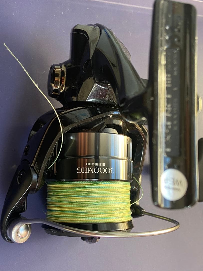 ２回使用のみ！箱付き　シマノ24EXSENCE 3000MHG スピニングリール