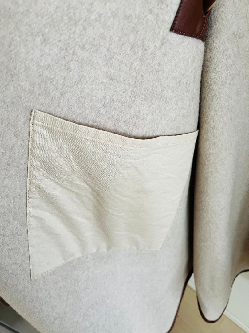 Jeff Beckerウールポンチョコート