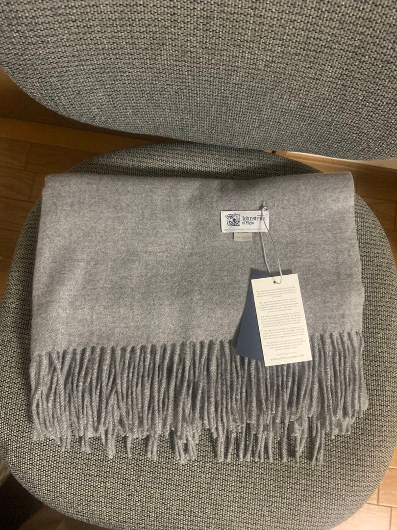 大*臣様 ジョンストンズ スカーフブラック 大判ブラック カシミヤ ストール　グ