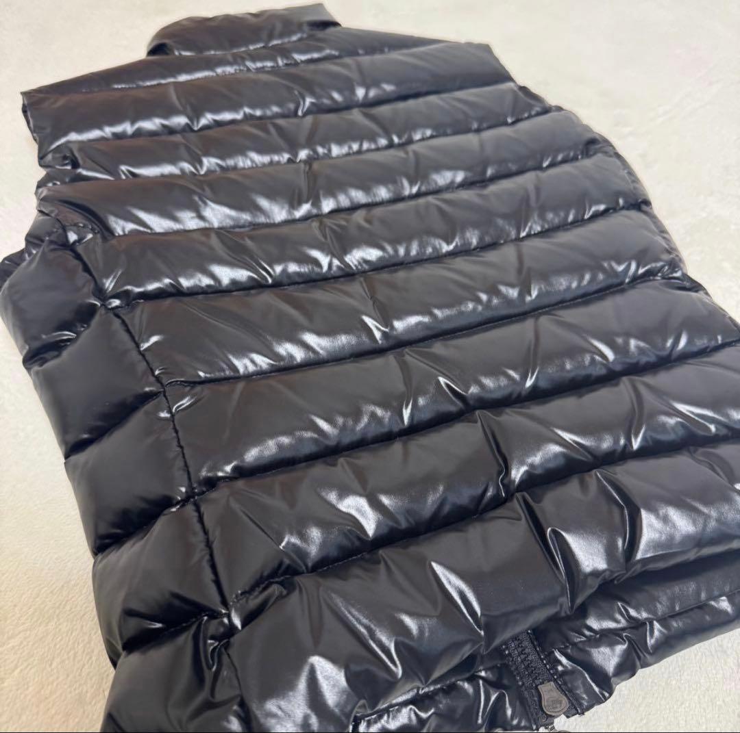 ✨美品✨モンクレール ダウンベスト GAHANA ロゴ ワッペン 黒 0サイズ