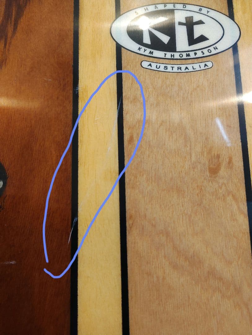 ショップやレストランをオシャレに！木目が綺麗なディスプレイ用サーフボード