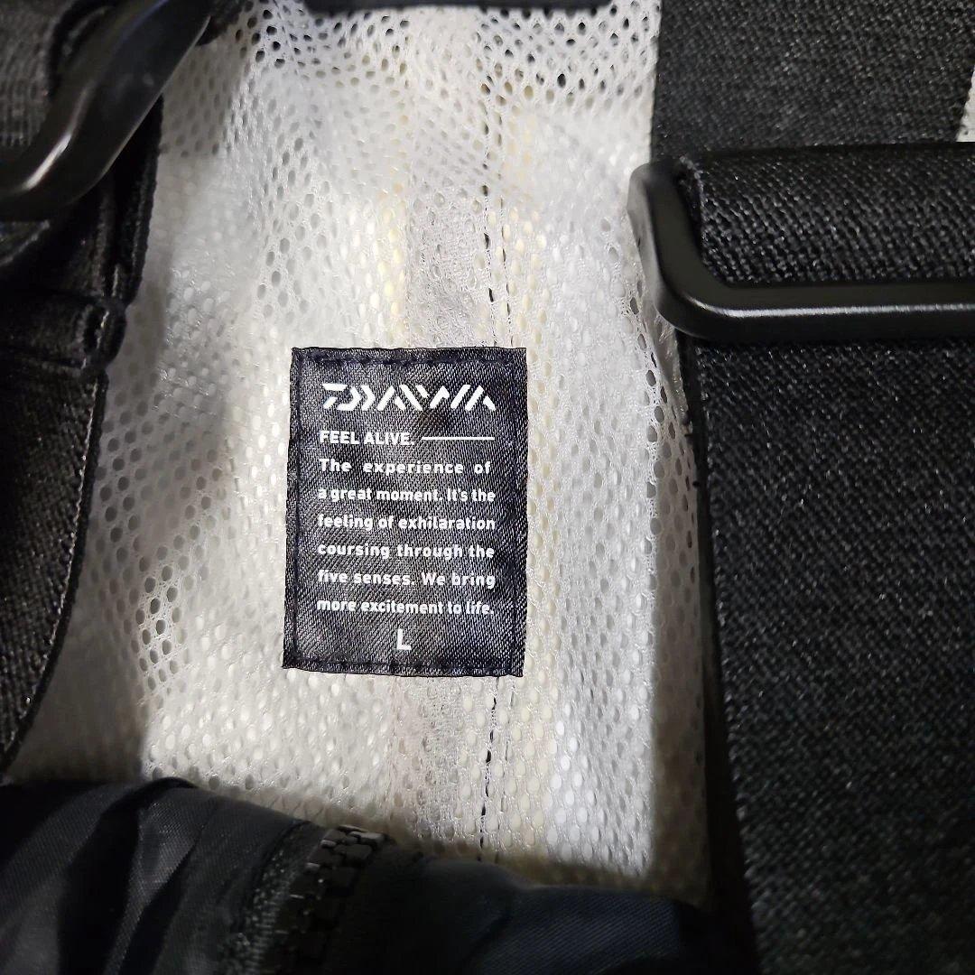 【DAIWA】【美品】フィッシングスーツ(上下セット)とキャップ