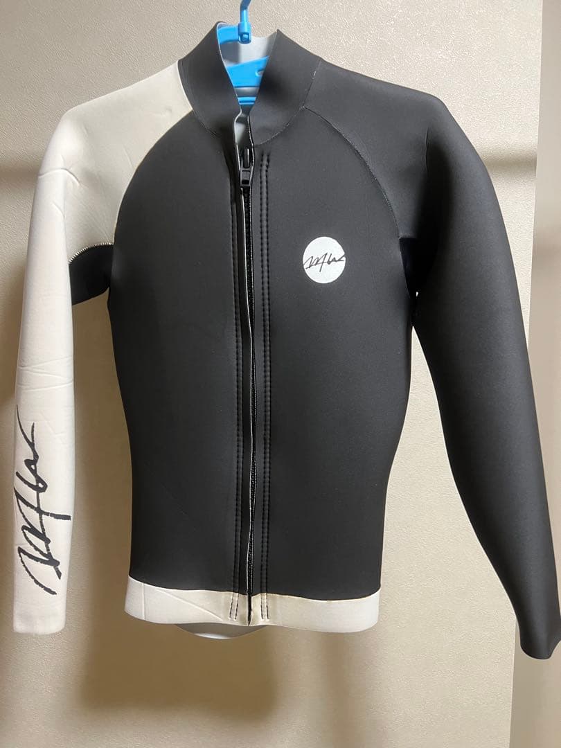 山崎賢人着用モデル アックスクラシック WTW 長袖タッパー MLサイズ メンズ