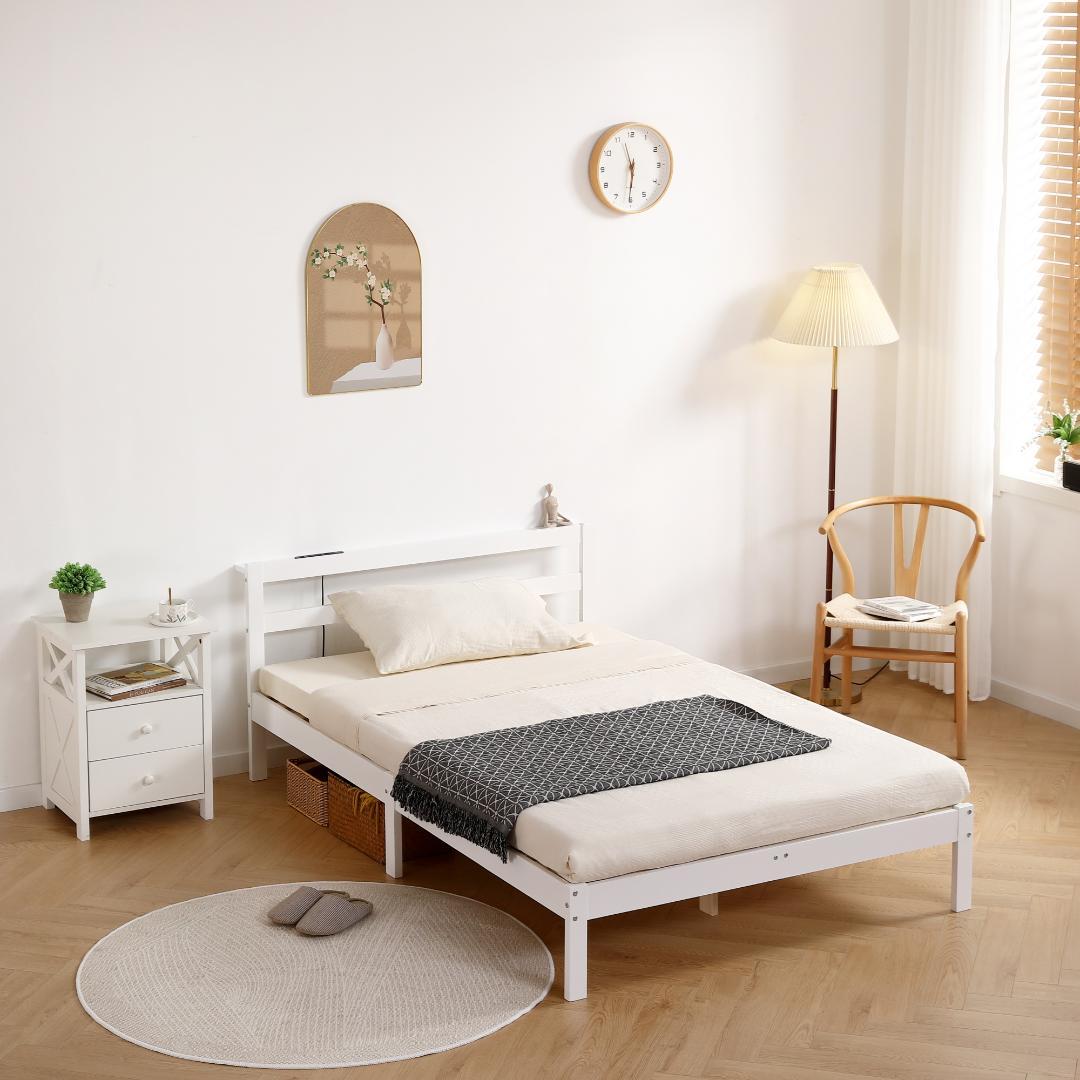 お得セール！10％OFFコンセント付き天然木ベッドフレーム　SD・WHITE