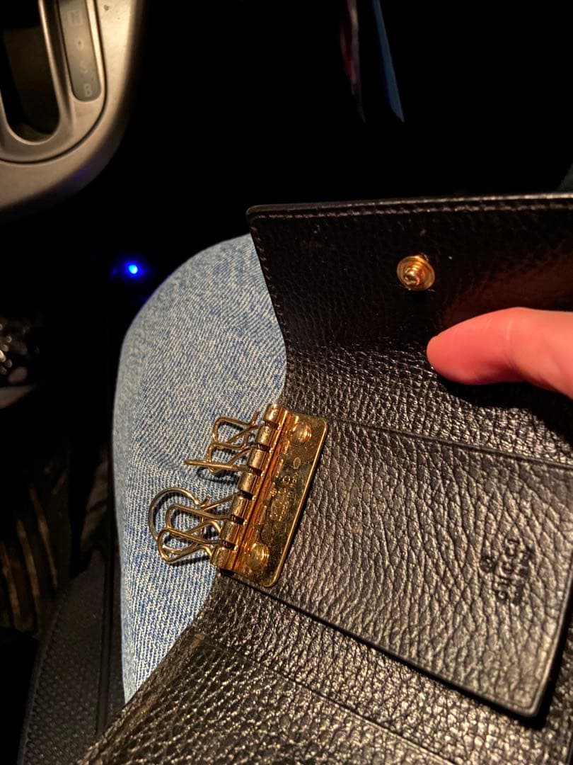 GUCCI GGロゴ キーケース ブラック/ベージュ