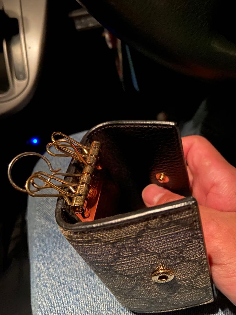 GUCCI GGロゴ キーケース ブラック/ベージュ