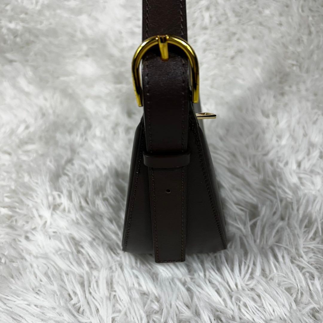 極美品✨クリスチャンヴィラ　ラウンドショルダーバッグ ハーフムーン ブラウン