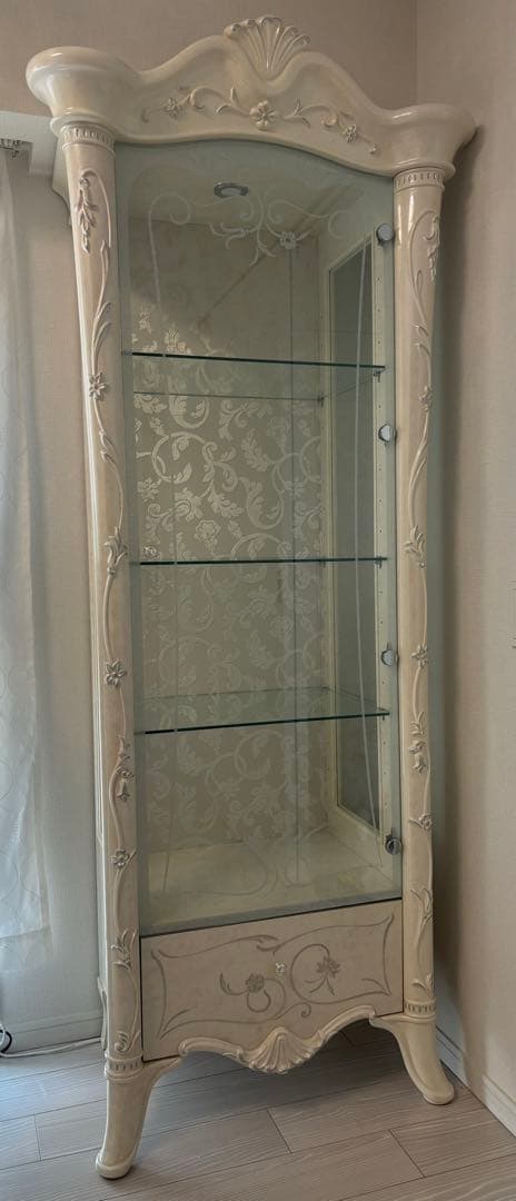 サルタレッリジュリエッタ　キャビネット