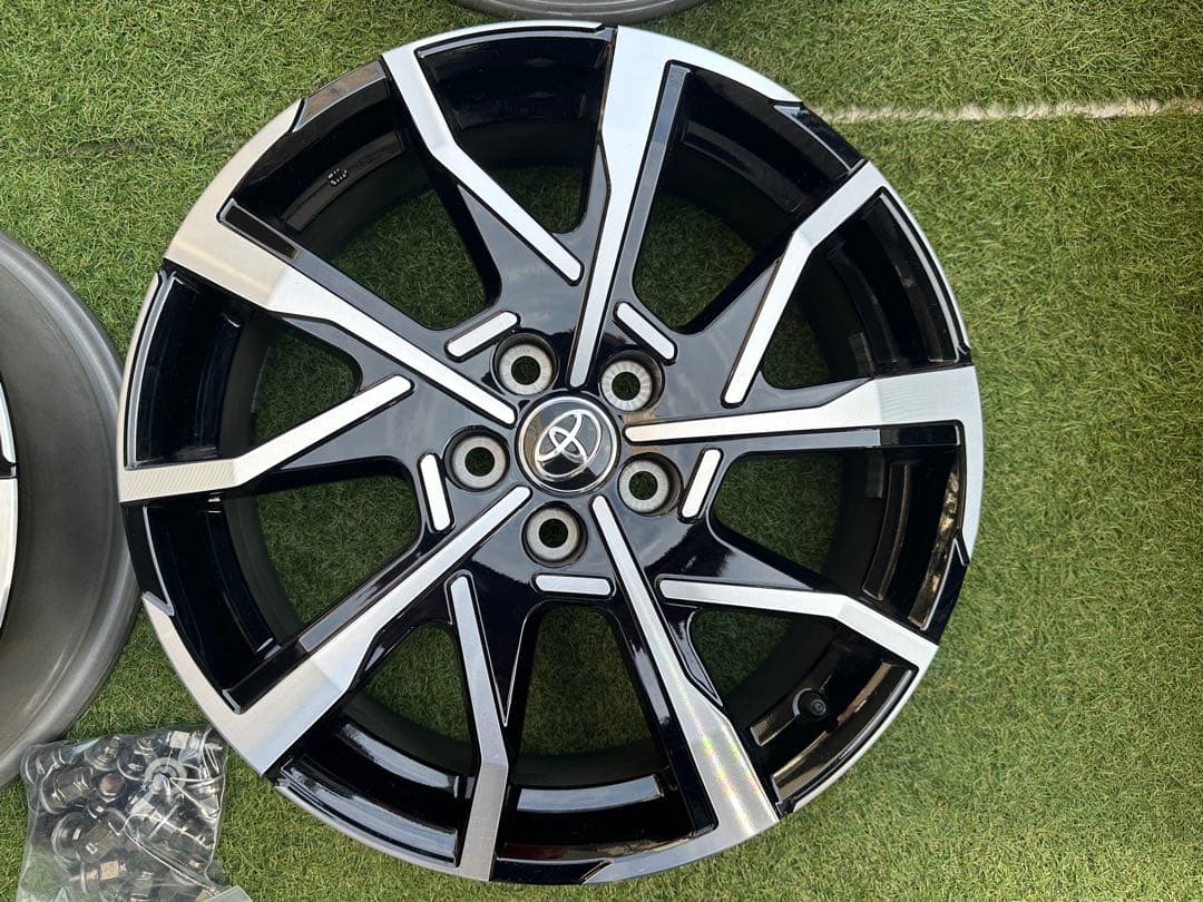 60 プリウス PHEV 2025年9月納車分　純正ホイール19インチ4本　希少