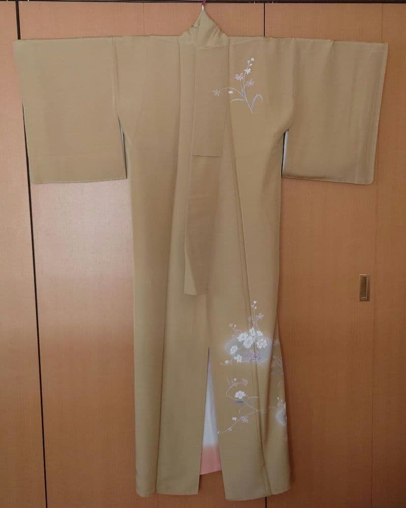 【美品】付下げフルセット　正絹　袷　草花文様　駒刺繍　お太鼓柄袋帯