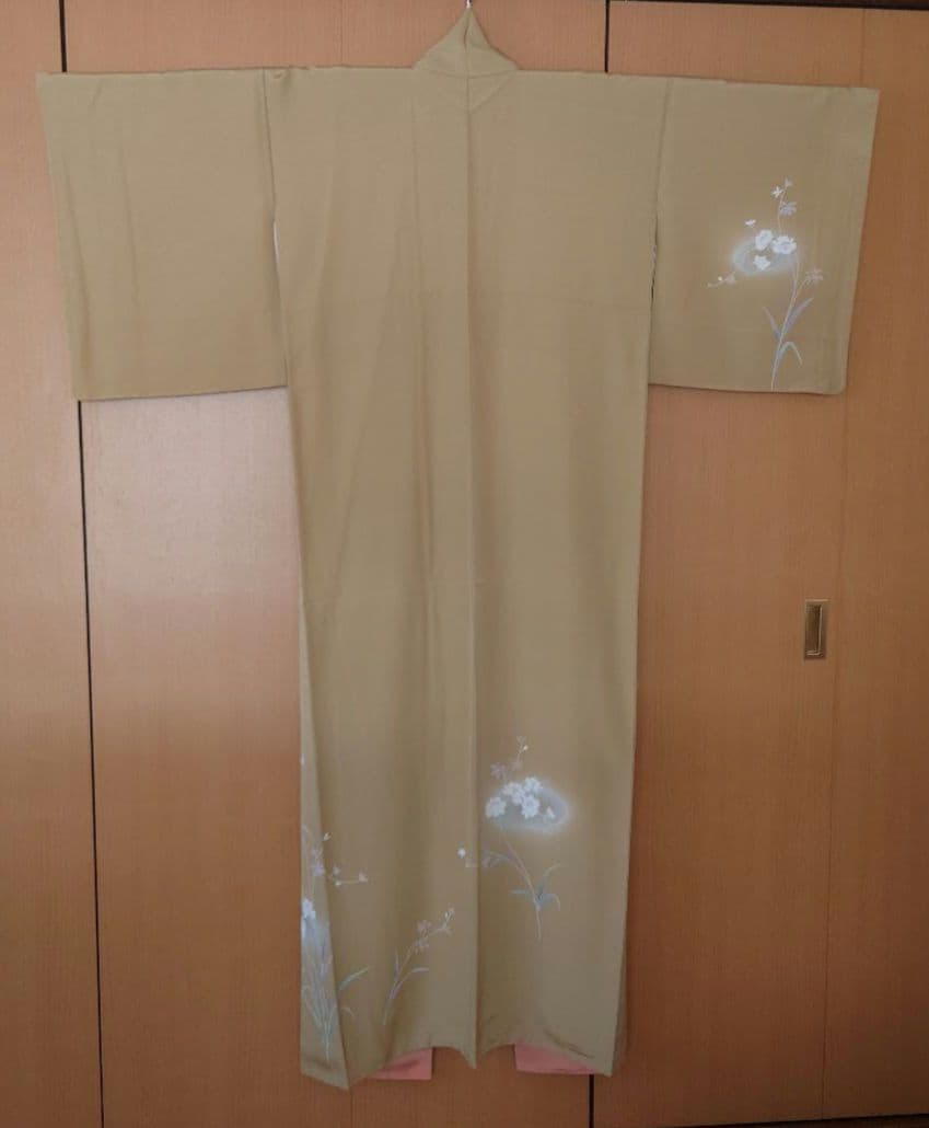 【美品】付下げフルセット　正絹　袷　草花文様　駒刺繍　お太鼓柄袋帯