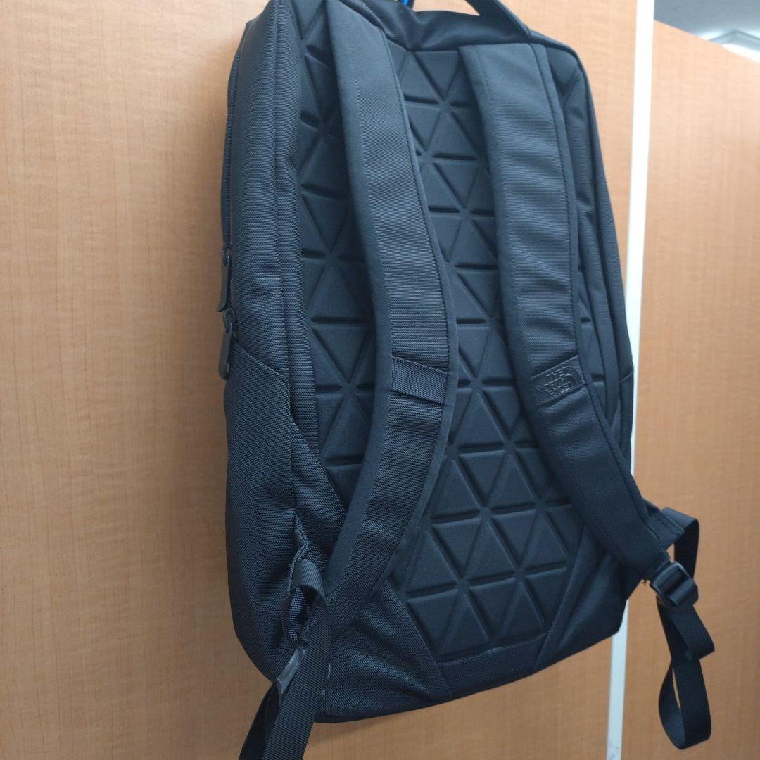 ザノースフェイスShuttle Daypack 24L黒 NM82330美品