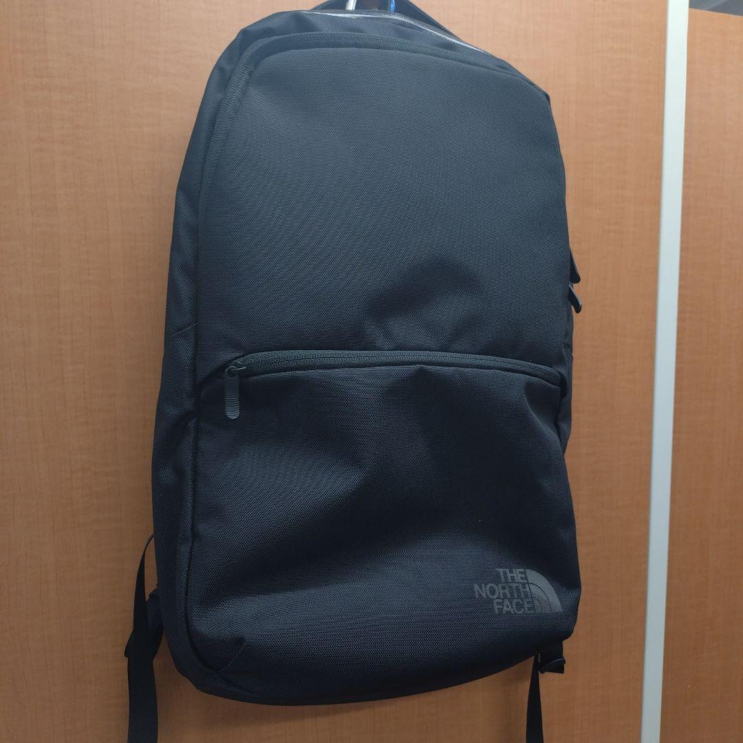 ザノースフェイスShuttle Daypack 24L黒 NM82330美品