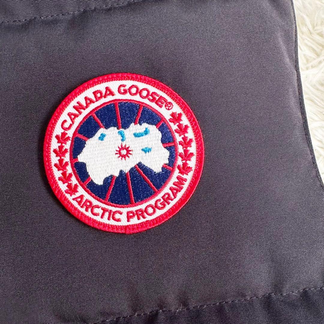 極美品 カナダグース フリースタイル ネイビー ダウンベスト ロゴワッペン XS