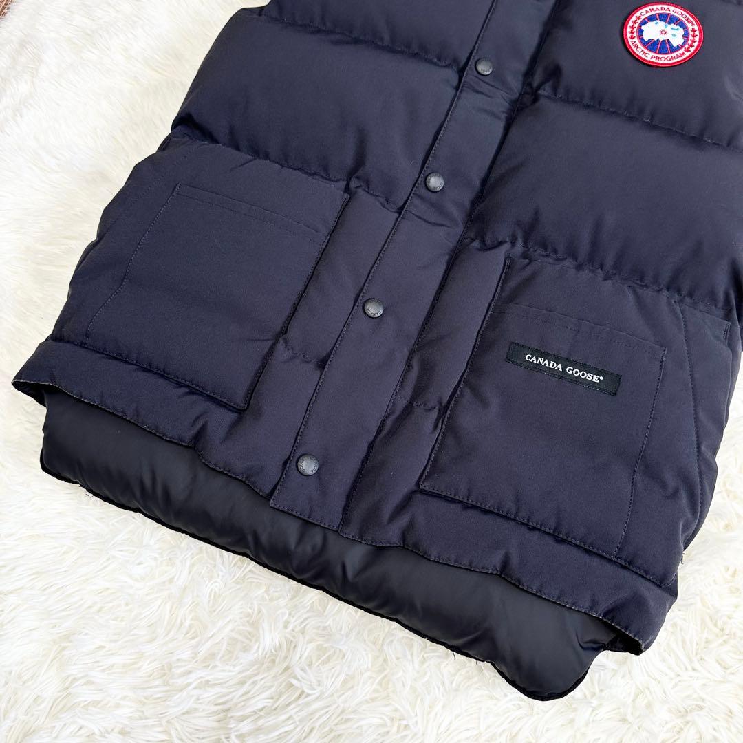 極美品 カナダグース フリースタイル ネイビー ダウンベスト ロゴワッペン XS