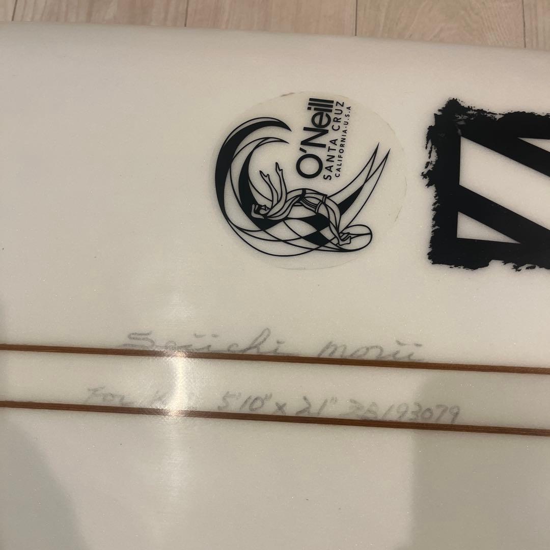 ゼブラサーフボード ツインフィッシュ　バンブルビー　5'10