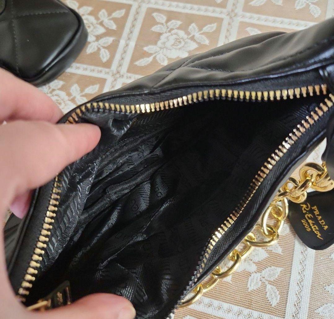 PRADA ブラック キルティング ショルダーバッグ