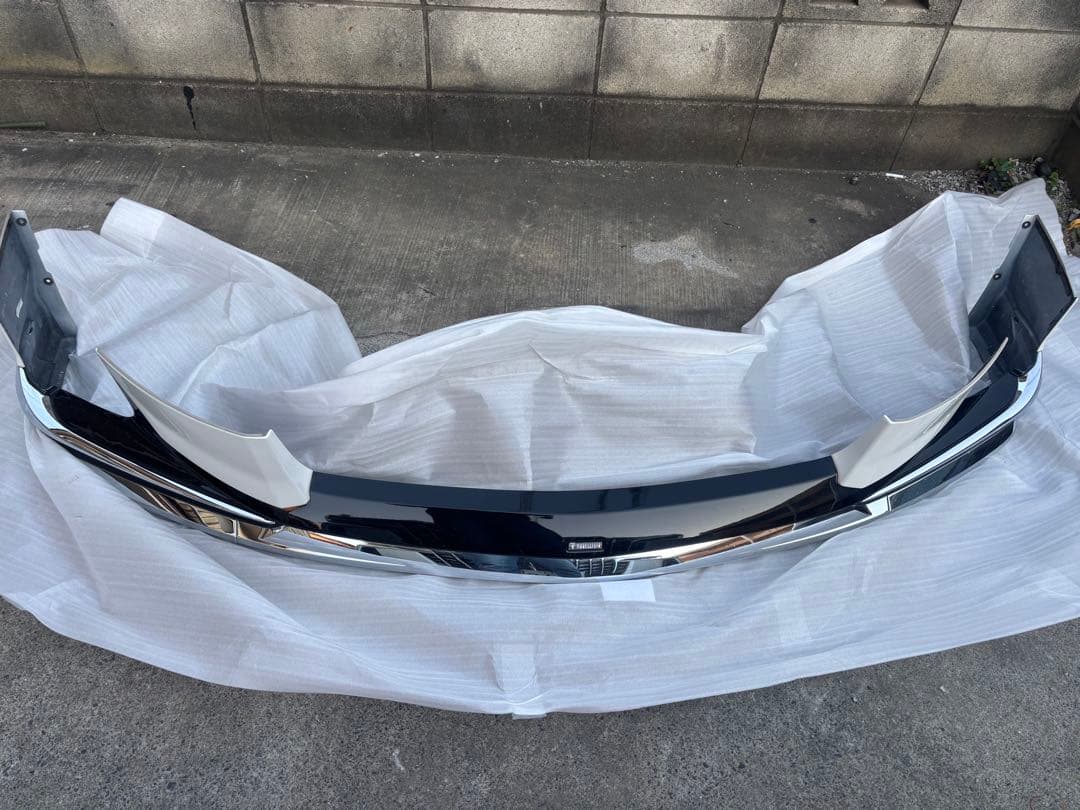 アルファード30系フロントモデリスタエアロ