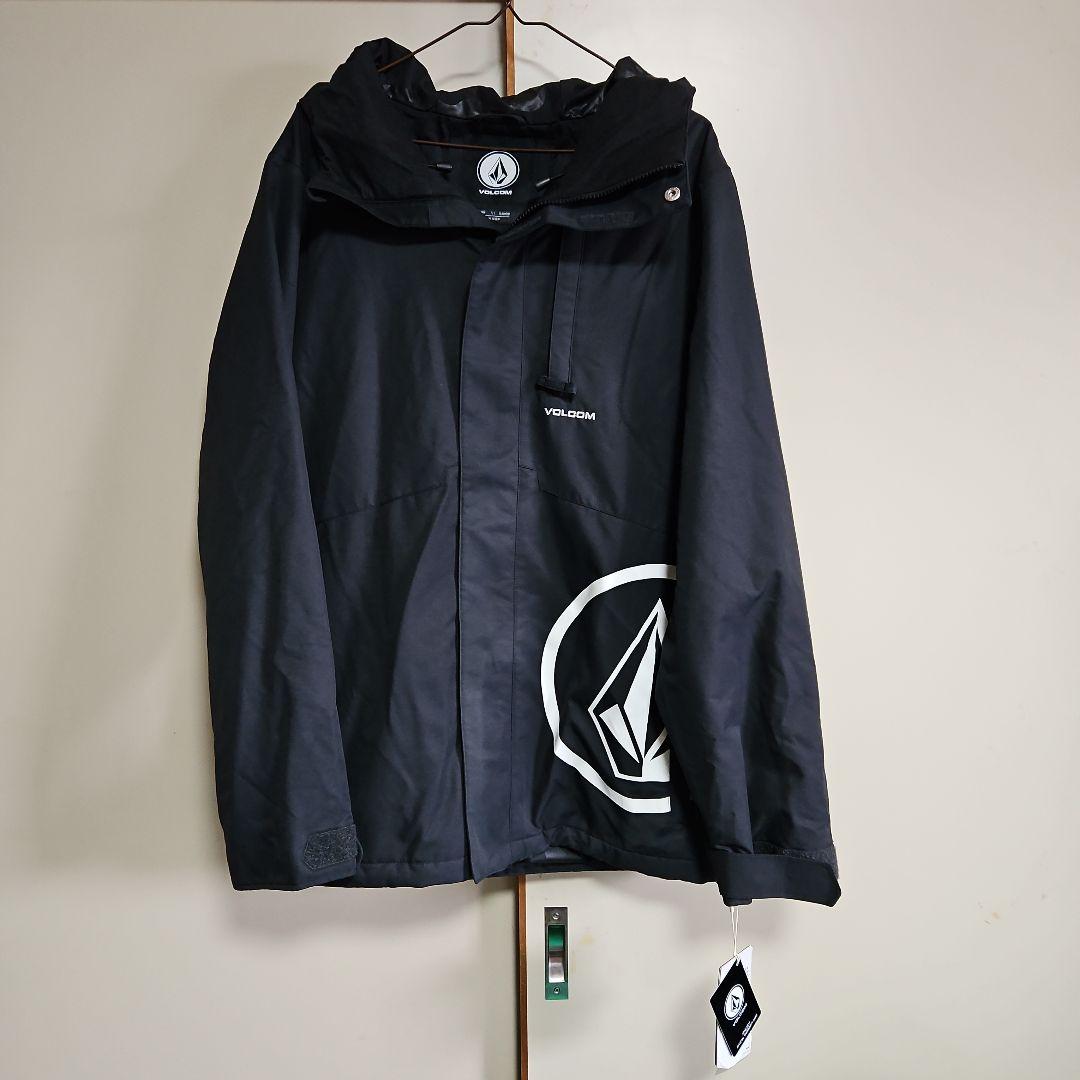 VOLCOM ブラックジャケット フード付き